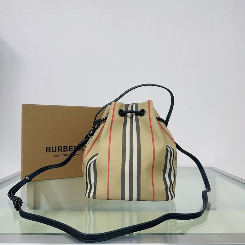 Bv*b*rry bucket bags